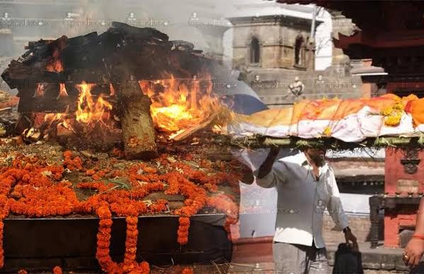 अंतिम संस्कार के दो दिन बाद घर आया…
