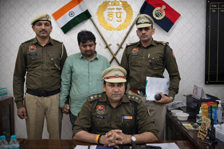 सिरफिरे आशिक का कारनामा- गर्लफ्रेंड को मनाने के लिए भेज दी बिल्डिंग को बम से उड़ाने की ईमेल, गिरफ्तार