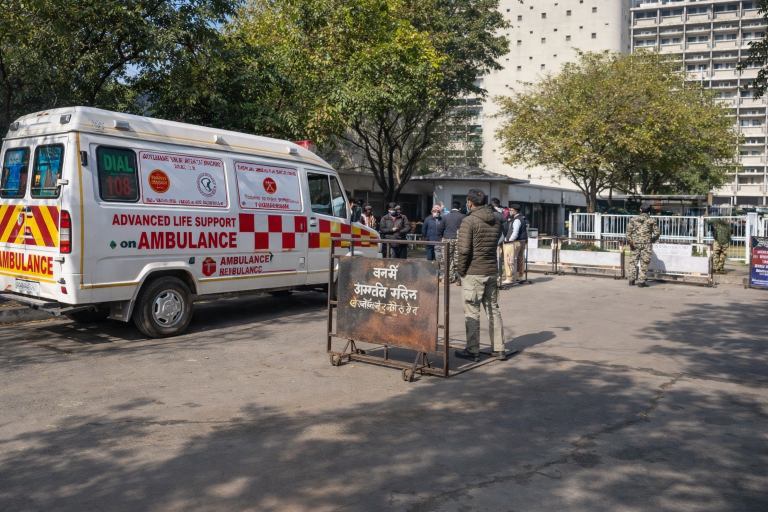 हरियाणा सचिवालय में हड़कंप! IAS हितेश मीणा के सेक्रेटरी ने 6वीं मंजिल से लगाई छलांग, मौके पर ही मौत