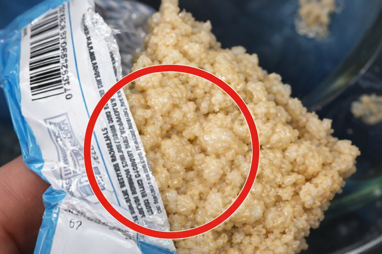 हरियाणा के सोनीपत जिले में आंगनबाड़ी केंद्रों के जरिए गर्भवती महिलाओं को वितरित की जा रही चॉकलेट में कीड़े