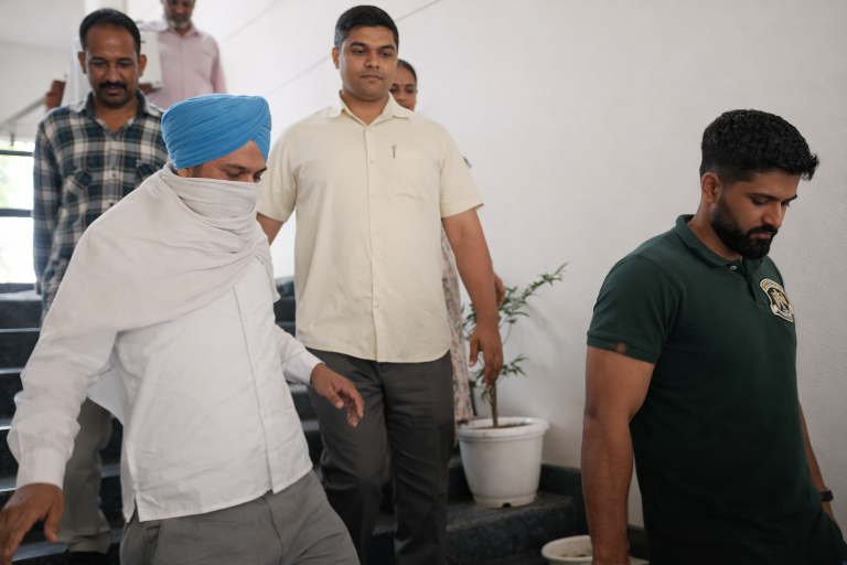 “मैं अकेला नहीं, साहब भी हैं”: 5 लाख के साथ गिरफ्तार BDPO ने रिश्वतकांड में खोला बड़े अधिकारियों का राज